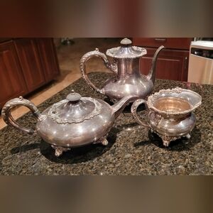 WILCOX Co International Silver Co. Essex Manor 3 pcs